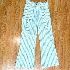 O’Neill Womens 28” waist White black striped pants